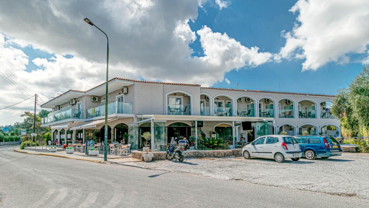Porto Marina Aparthotel 고우비아 외부 사진