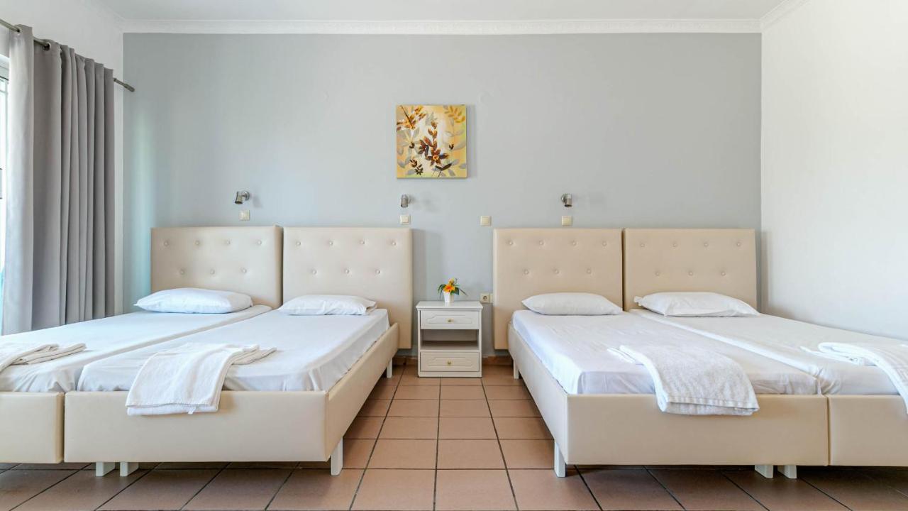 Porto Marina Aparthotel 고우비아 외부 사진